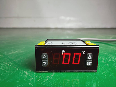 Apparecchiature di refrigerazione industriale regolabili con doppia tenuta dell'airbag e ruote universali di alta resistenza 12