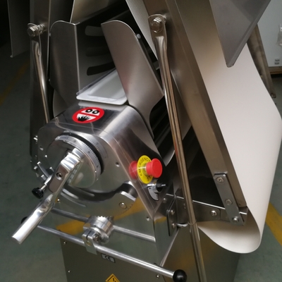 Macchina elettrica per la pressione della pasta a potenza 0,75 kW Voltaggio Per cucine commerciali