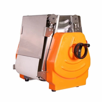 Scaffalatore di pasta professionale da 370 mm GL-370 75 kg N.W 80 kg G.W Per la pressatura di pasta di precisione