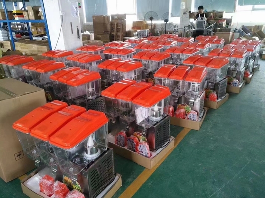 Potente raffreddatore di succo 220V in colori vivaci con una capacità di 32L