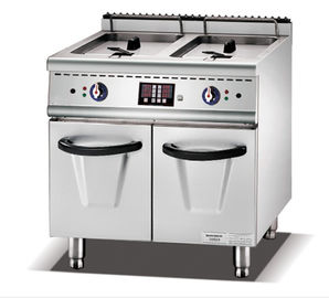 Cucina commerciale della doppia friggitrice che cucina la macchina elettrica della friggitrice dell'attrezzatura